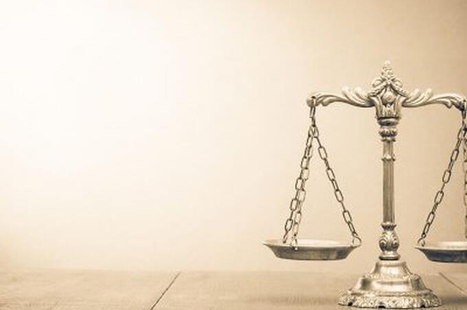 Noticias 27 Interinos ¿Desencuentros entre la jurisdicción social y contencioso-administrativa acerca de la posibilidad de declaración de fijeza en el empleo público? | Administrativo | LawAndTrends