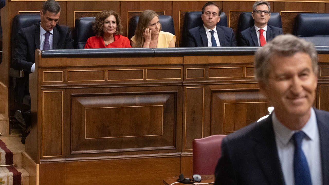 Noticias 40 PSOE y PP votan juntos e impiden la estabilización de casi un millón de interinas como empleados públicos fijos