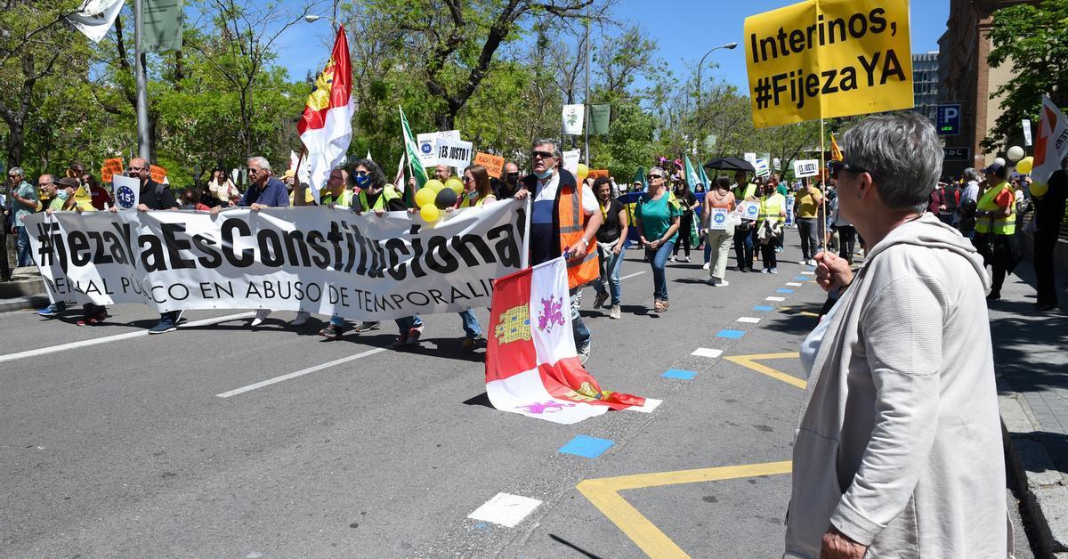 Europa decide si España debe hacer fijos a los empleados públicos y forzar una reforma histórica